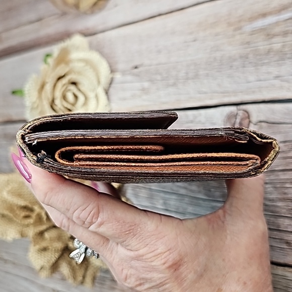 AUTHENTIC LOUIS VUITTON MONOGRAM SNAP TRIFOLD WALLET - Picture 5 of 15